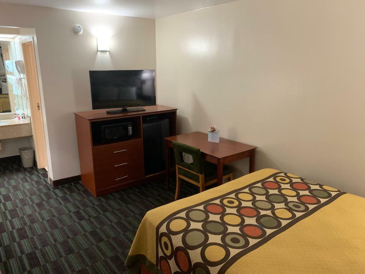 Super 8 Hotel Stafford Exterior foto